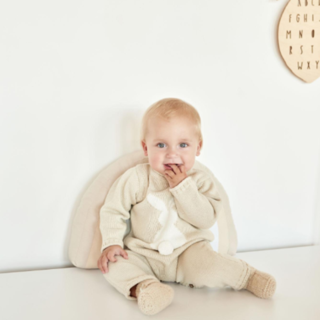 minimalist baby fashion