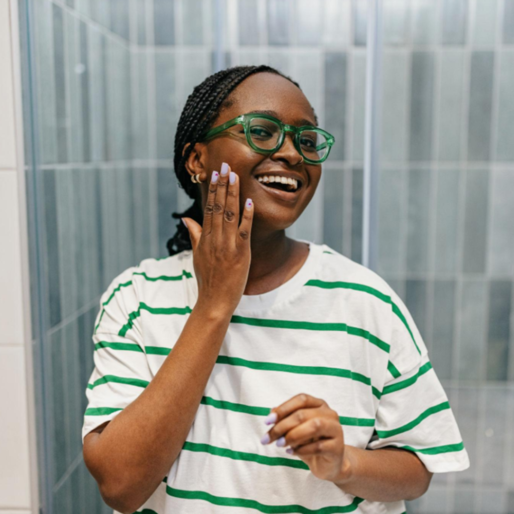 Skincare Tips for People Who Wear Glasses Every Day